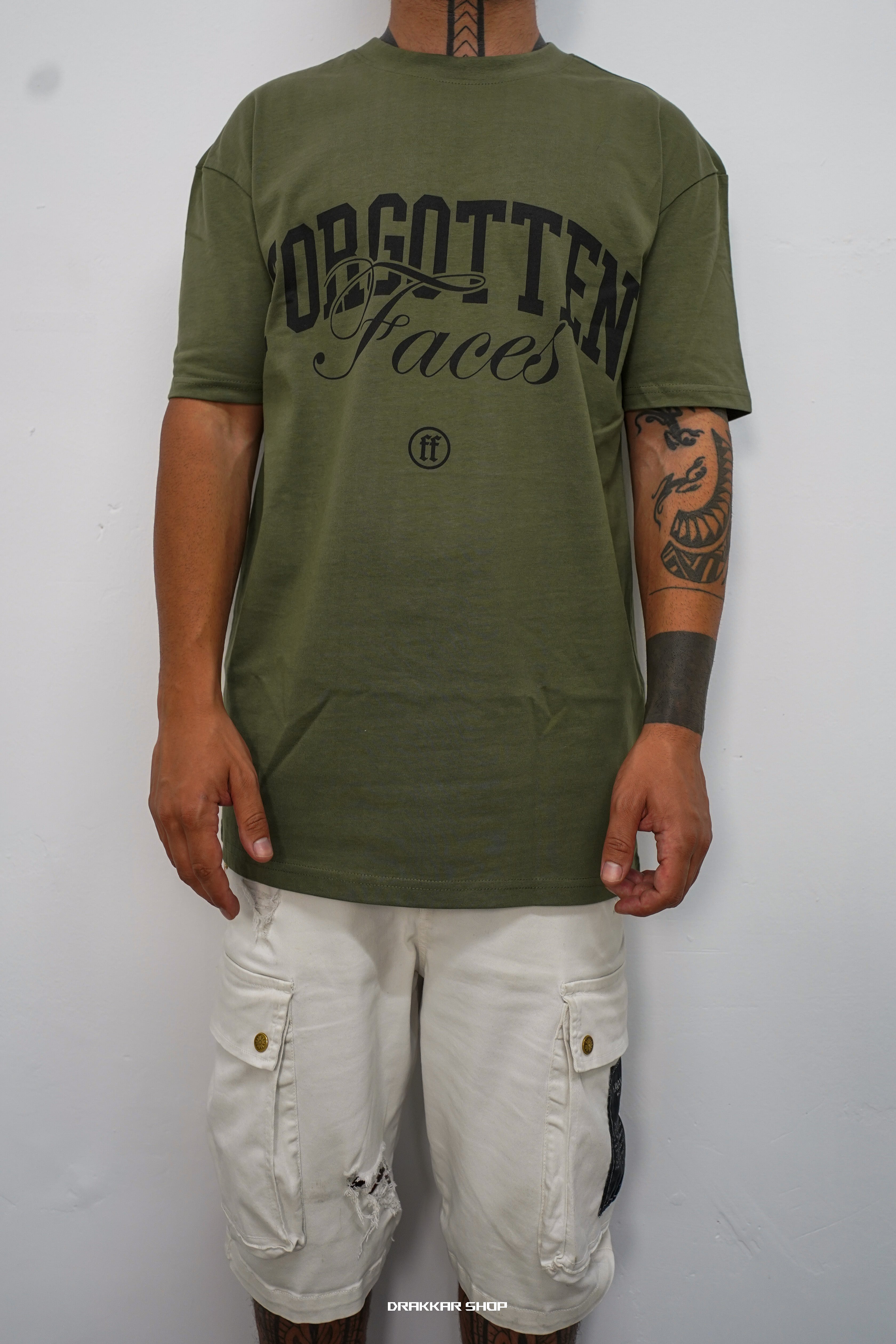Overgrown skull oversized tee