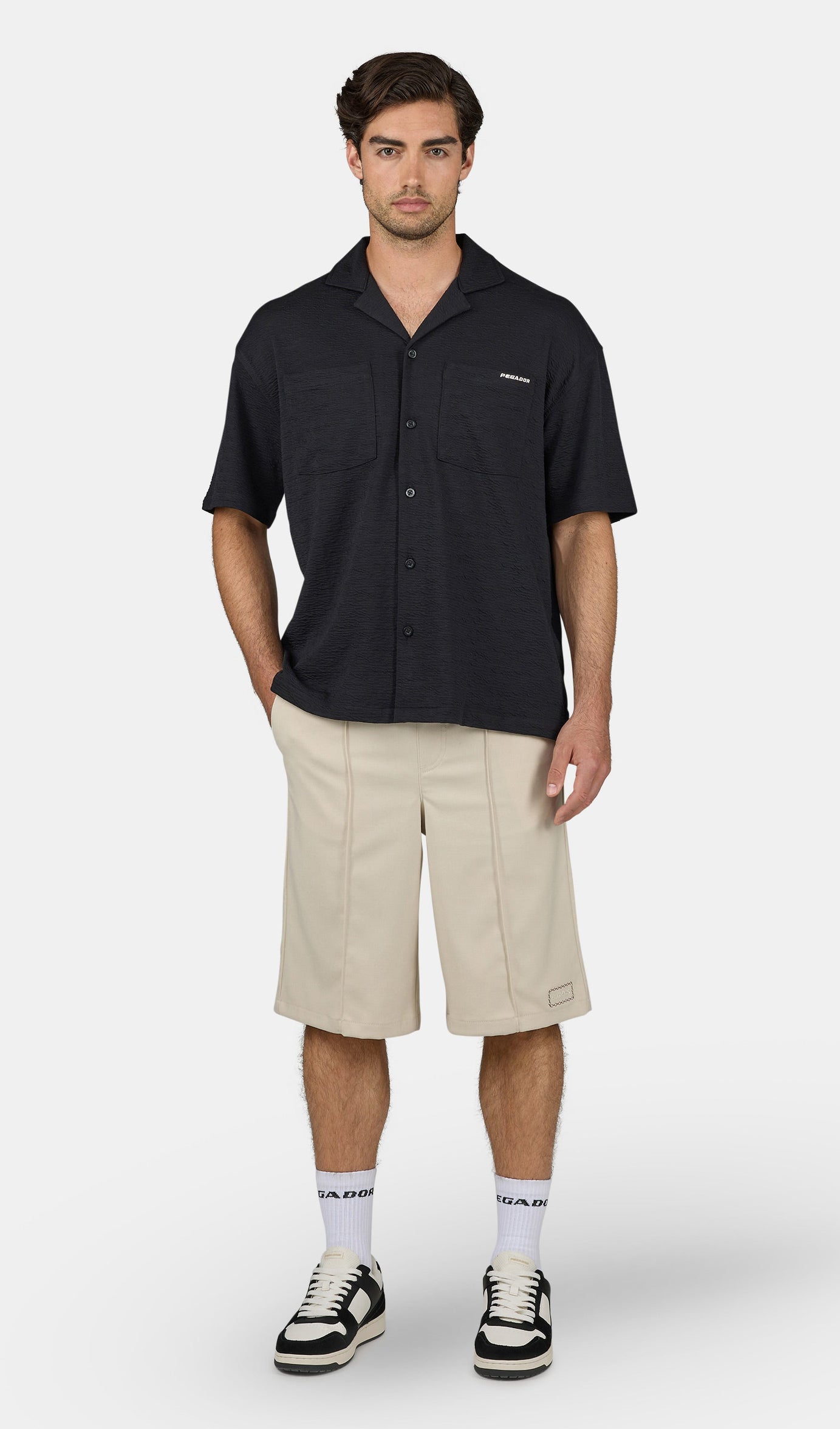 Cason Overknee Shorts Light Beige