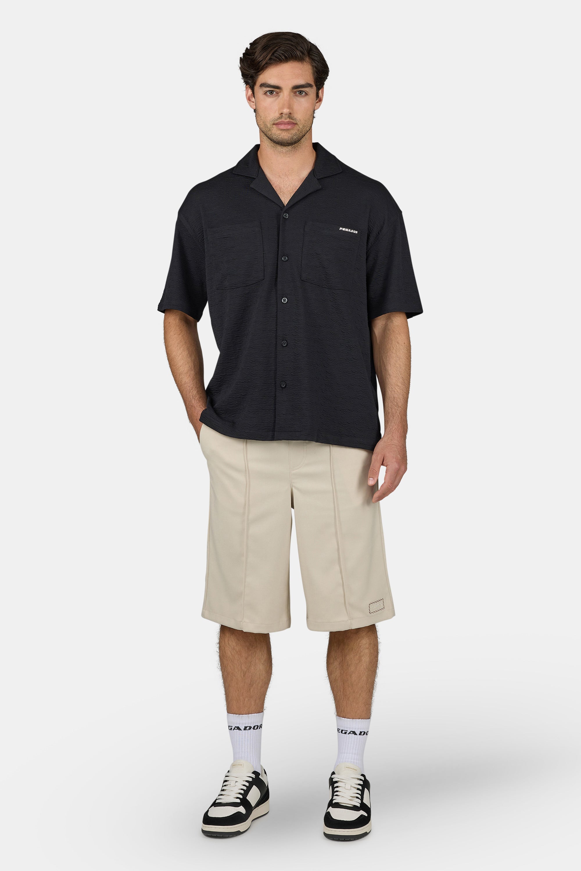 Cason Overknee Shorts Light Beige