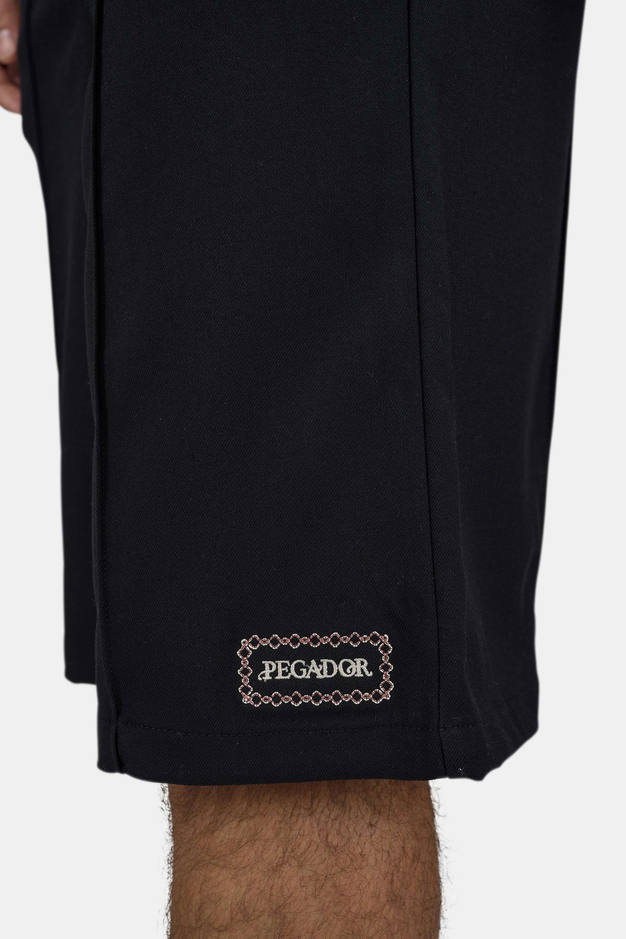 Cason Overknee Shorts BLACK