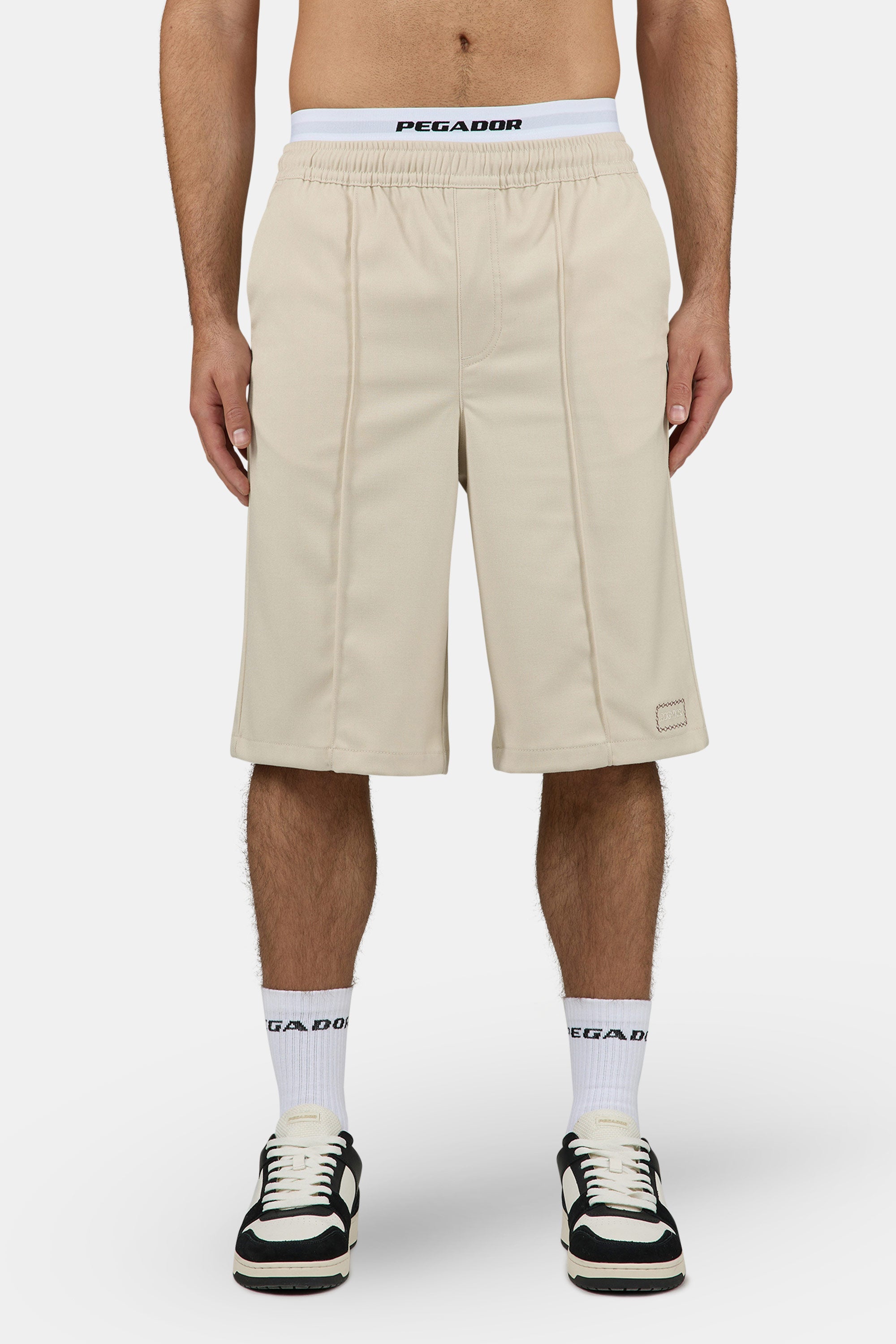 Cason Overknee Shorts Light Beige