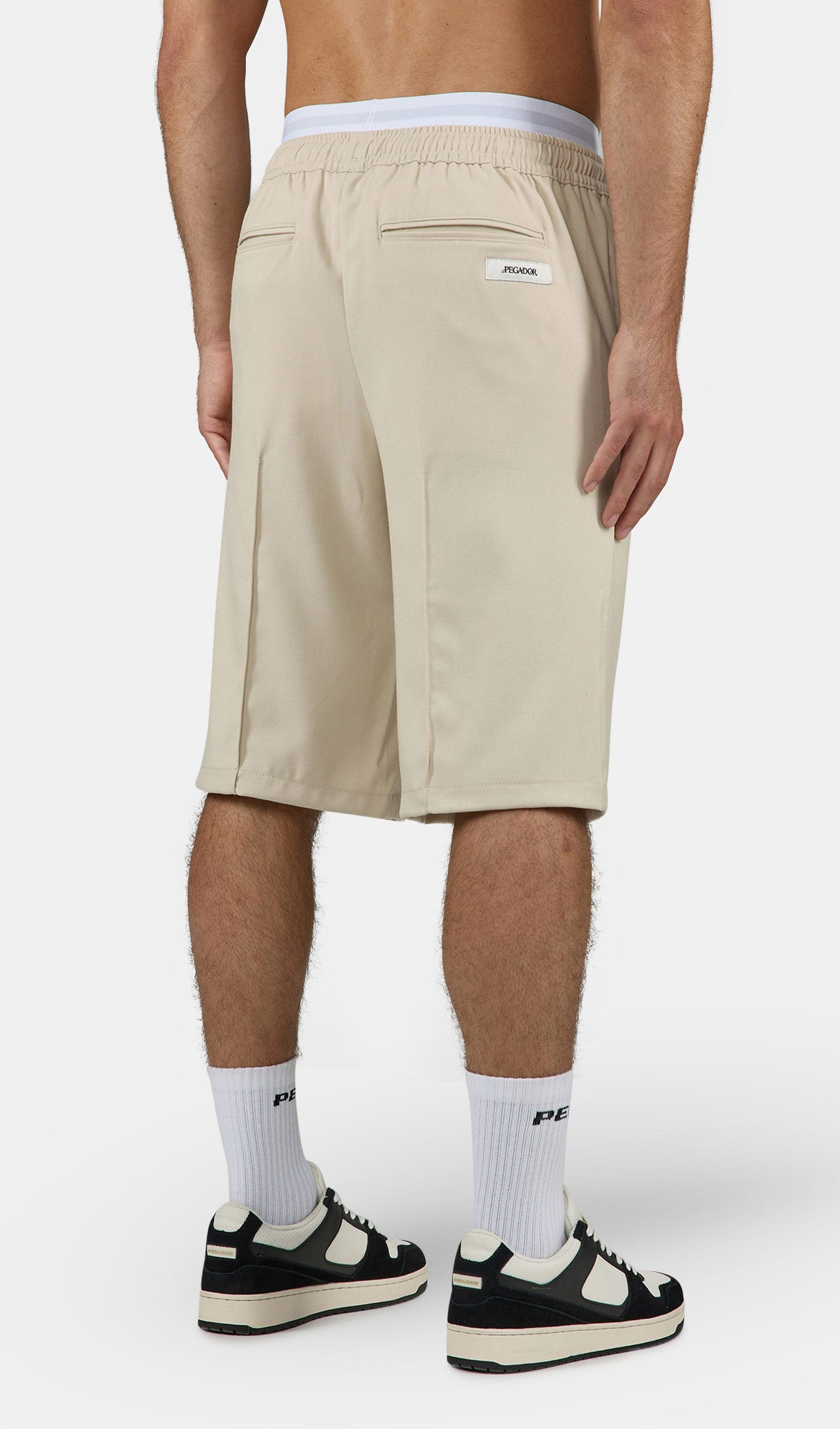 Cason Overknee Shorts Light Beige