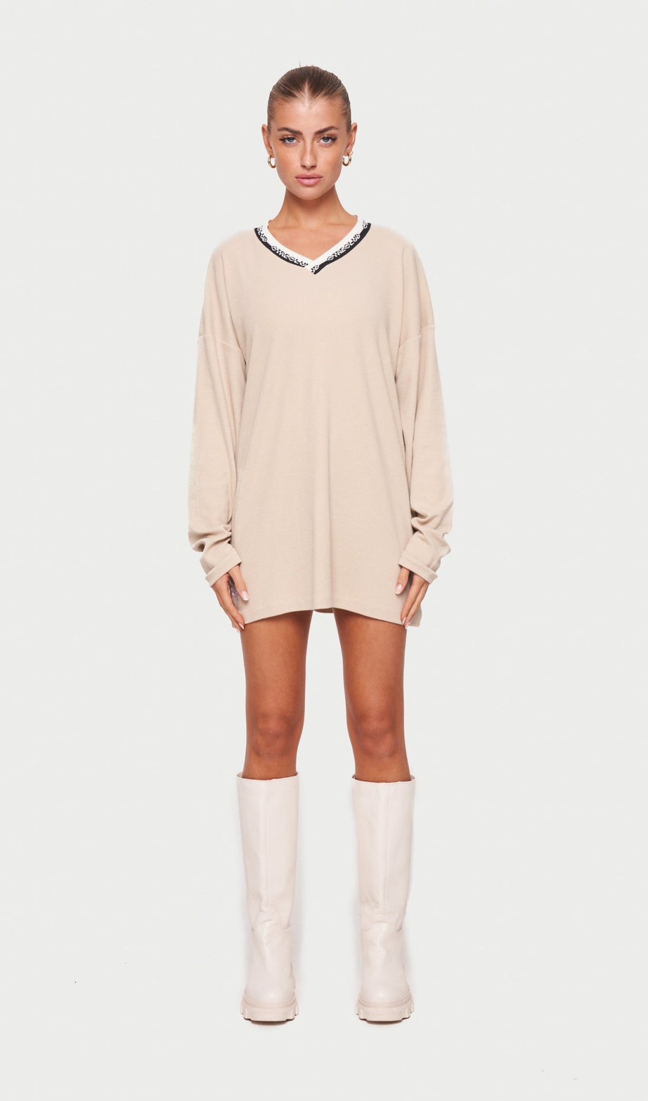 DEEP V NECK RIBBED LONG SLEEVE DRESS BEIGE - Drakkar shop