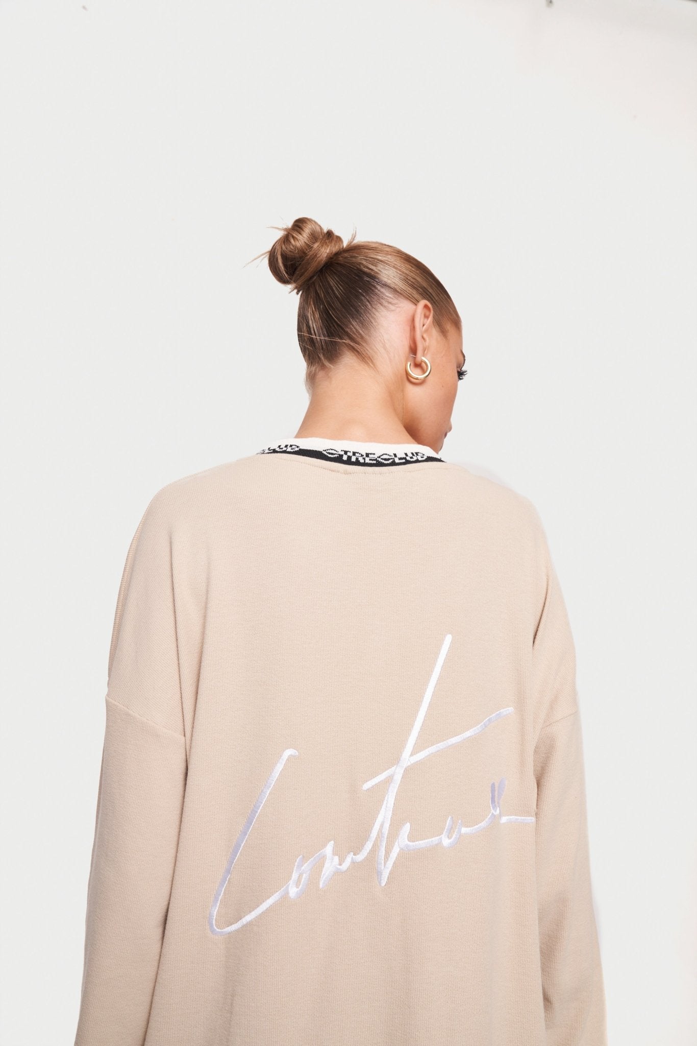 DEEP V NECK RIBBED LONG SLEEVE DRESS BEIGE - Drakkar shop