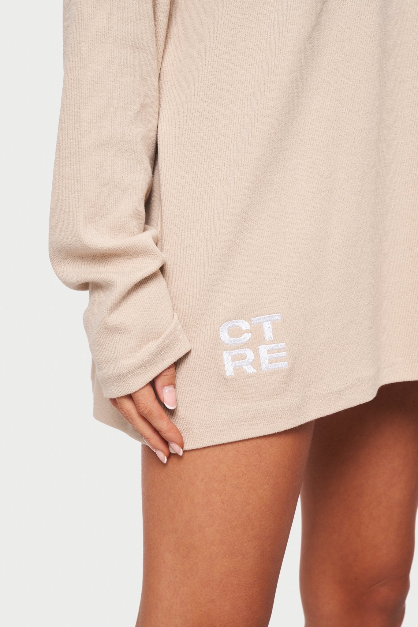 DEEP V NECK RIBBED LONG SLEEVE DRESS BEIGE - Drakkar shop